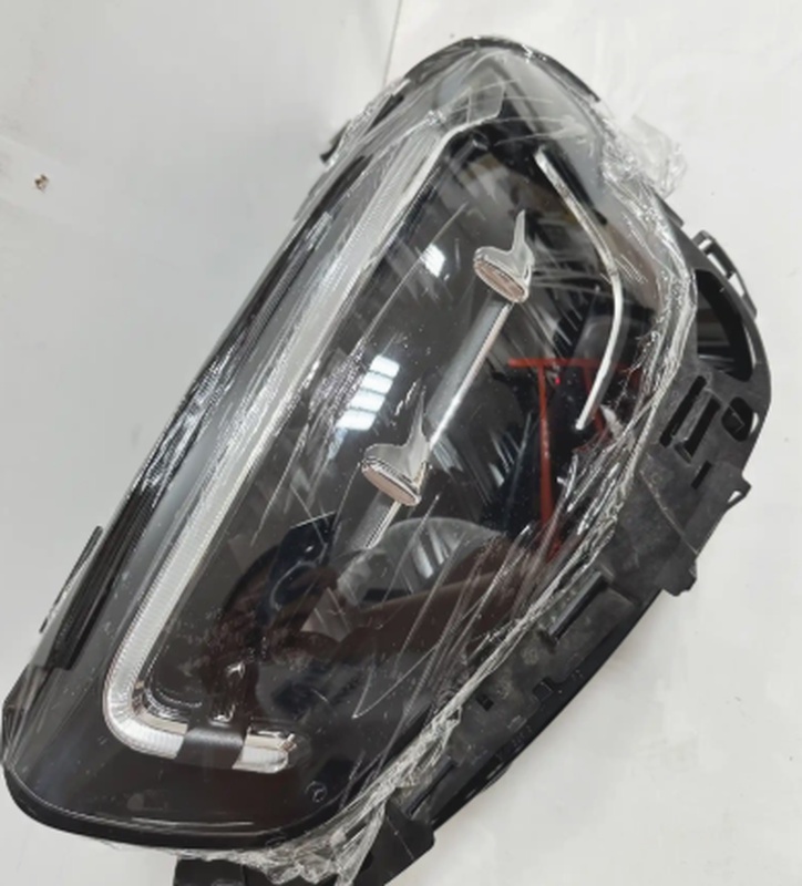Передняя Фара Mercedes W213R